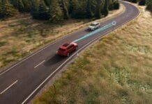 Autonomní auta vidí značky mnohem lépe než lidské oko. Volant ale zatím pustit nemůžeme